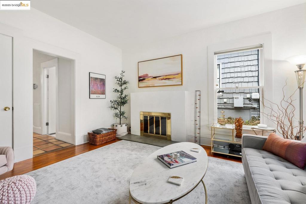 ELMWOOD - Residential