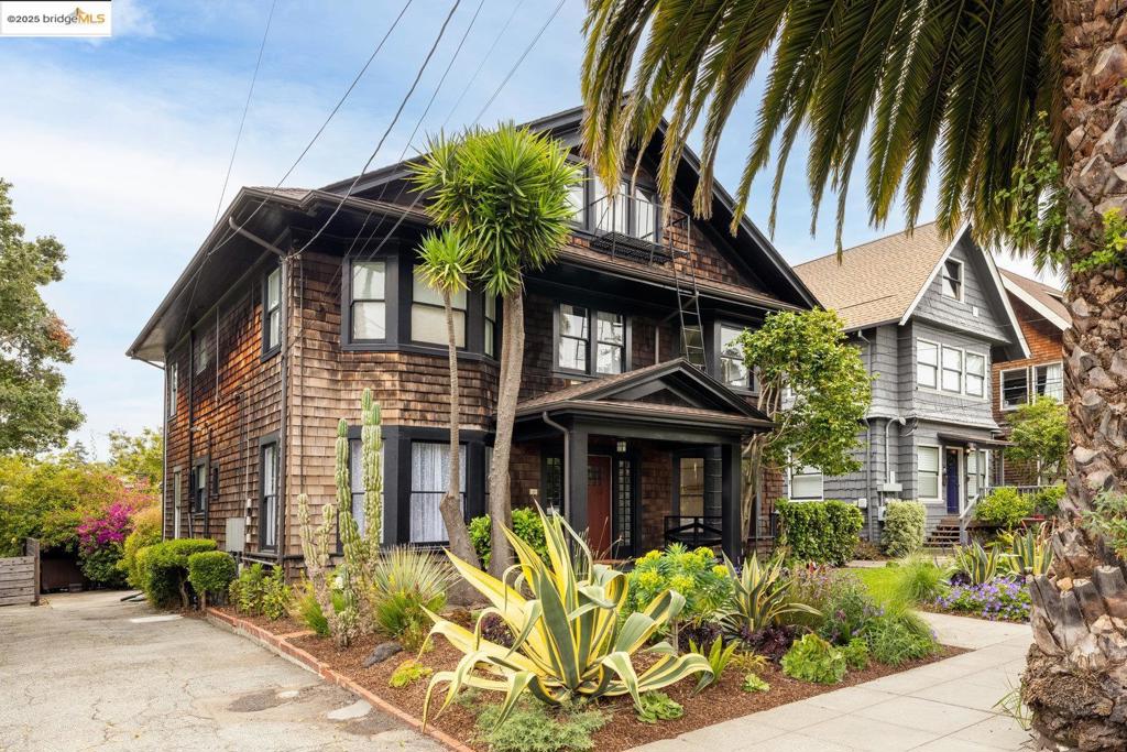 ELMWOOD - Residential