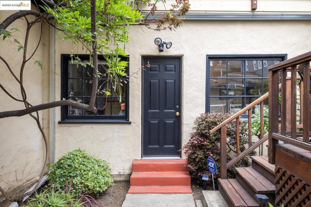 ELMWOOD - Residential