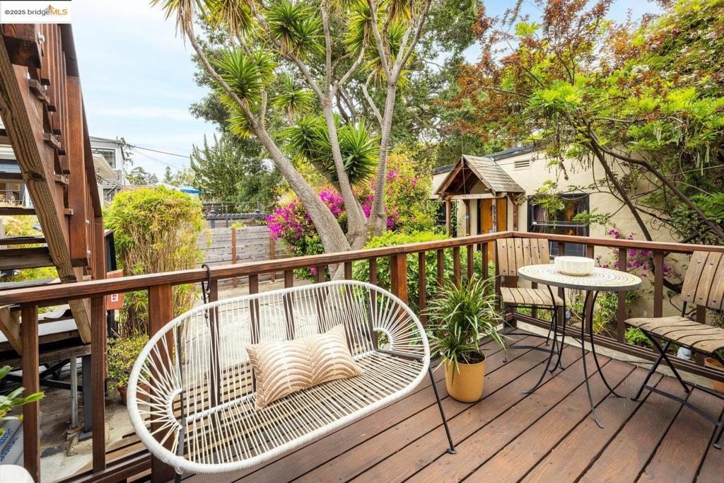 ELMWOOD - Residential