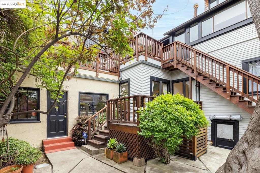 ELMWOOD - Residential