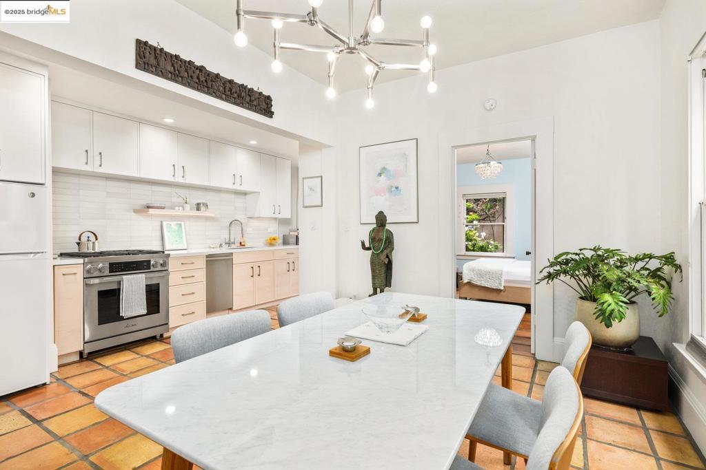 ELMWOOD - Residential