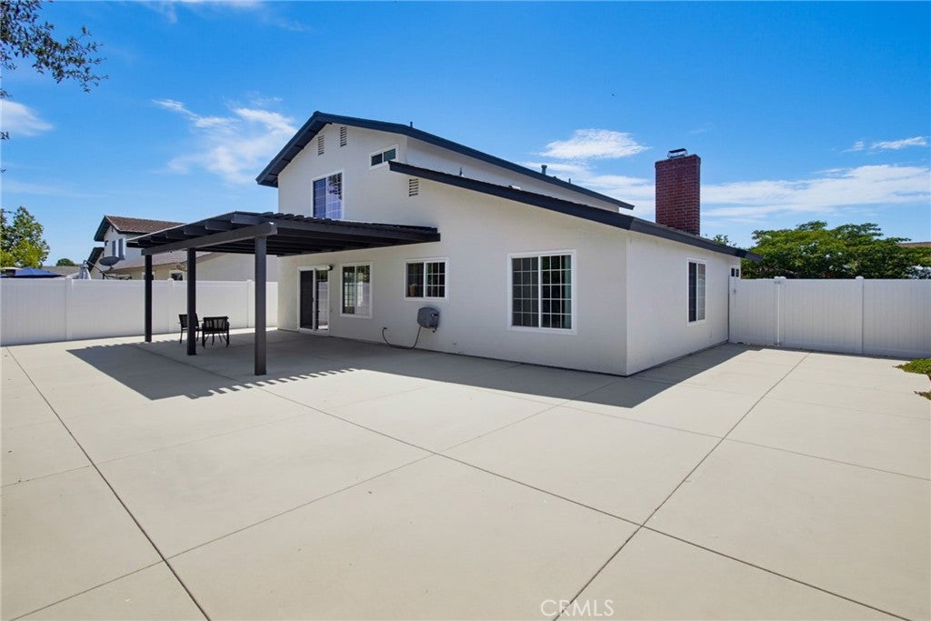 1810 Manzanita Court