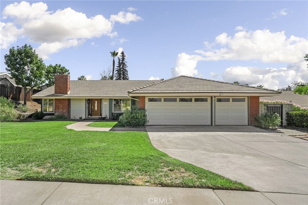 1528 Lori Court