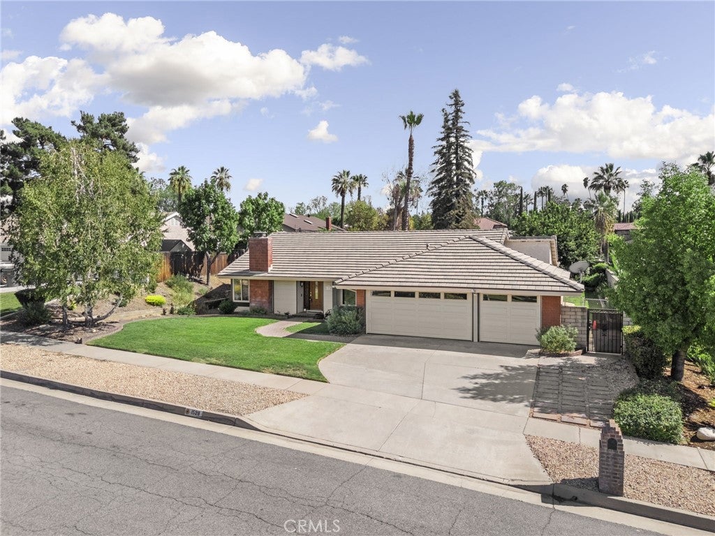 1528 Lori Court