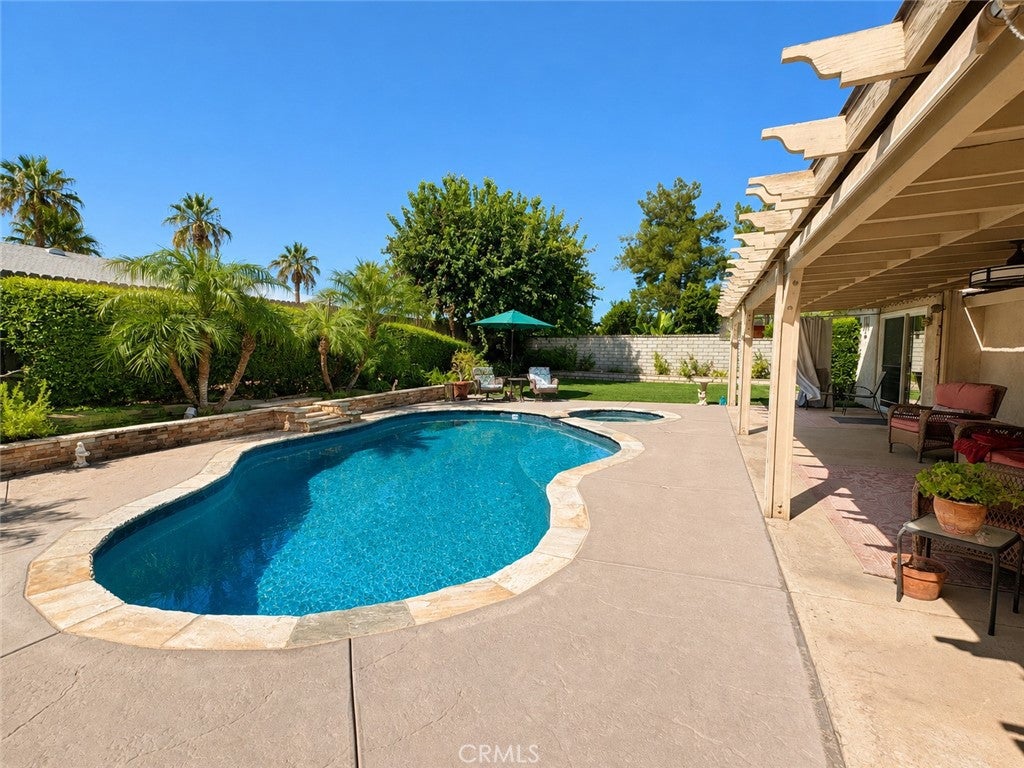 1528 Lori Court