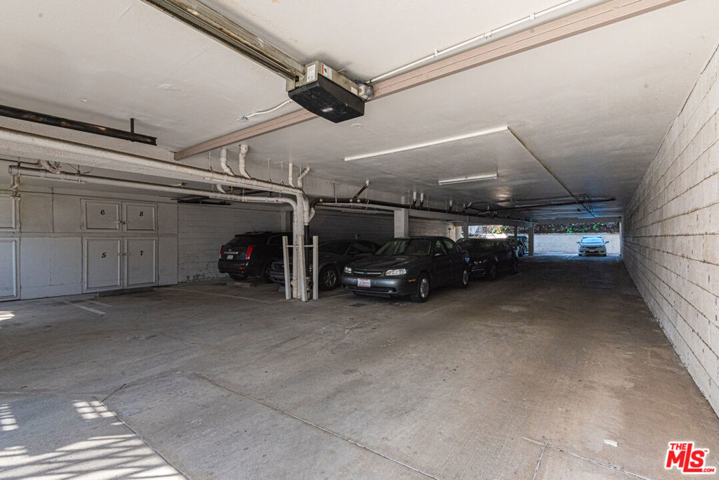 1441 S Bedford Street