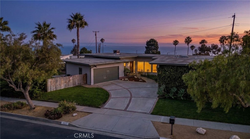 Photo of 3914 Dauntless DR, Rancho Palos Verdes, CA 90275 (MLS # PV26161170)