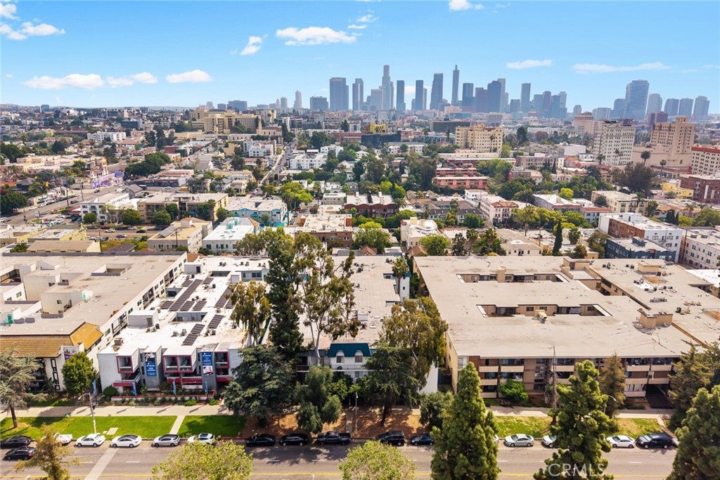 400 S La Fayette Park 213