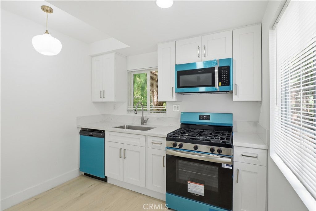 525 Clifton