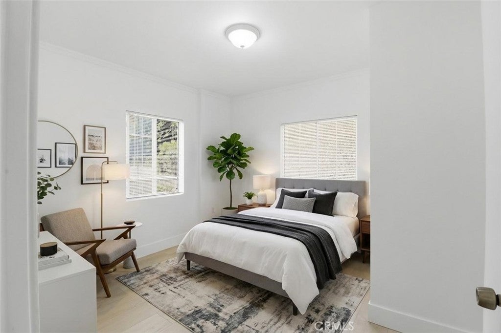 525 Clifton