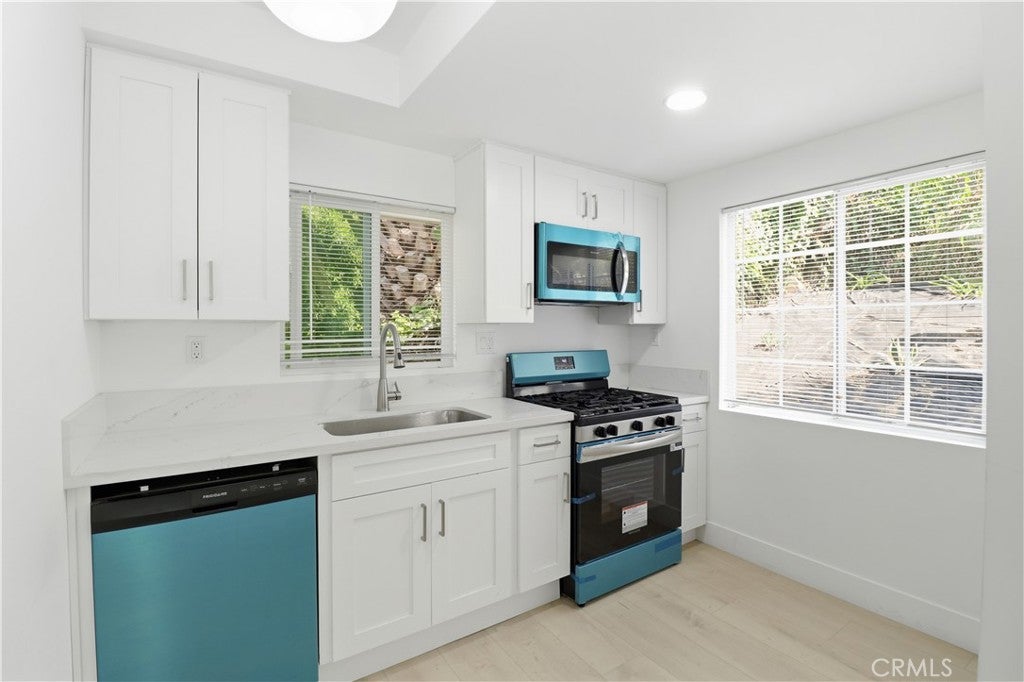 525 Clifton
