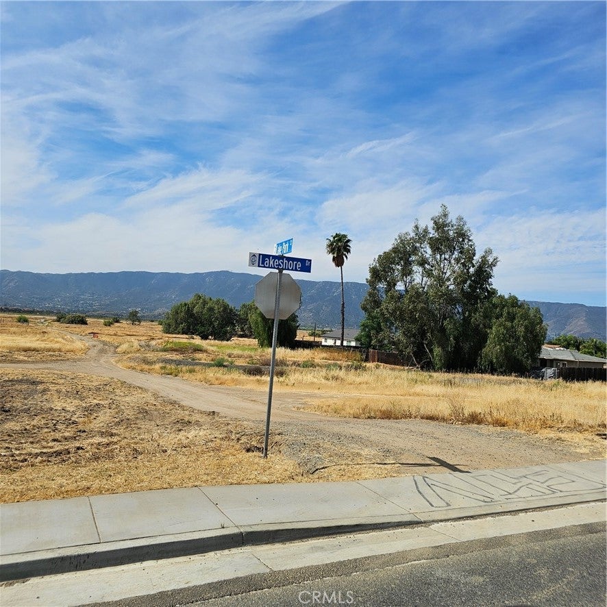 0 Lake Park Street