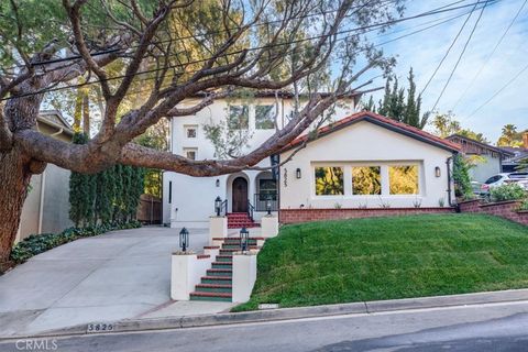 Photo of 5825 Irving Avenue, La Crescenta, CA 91214 (MLS # IG26063377)