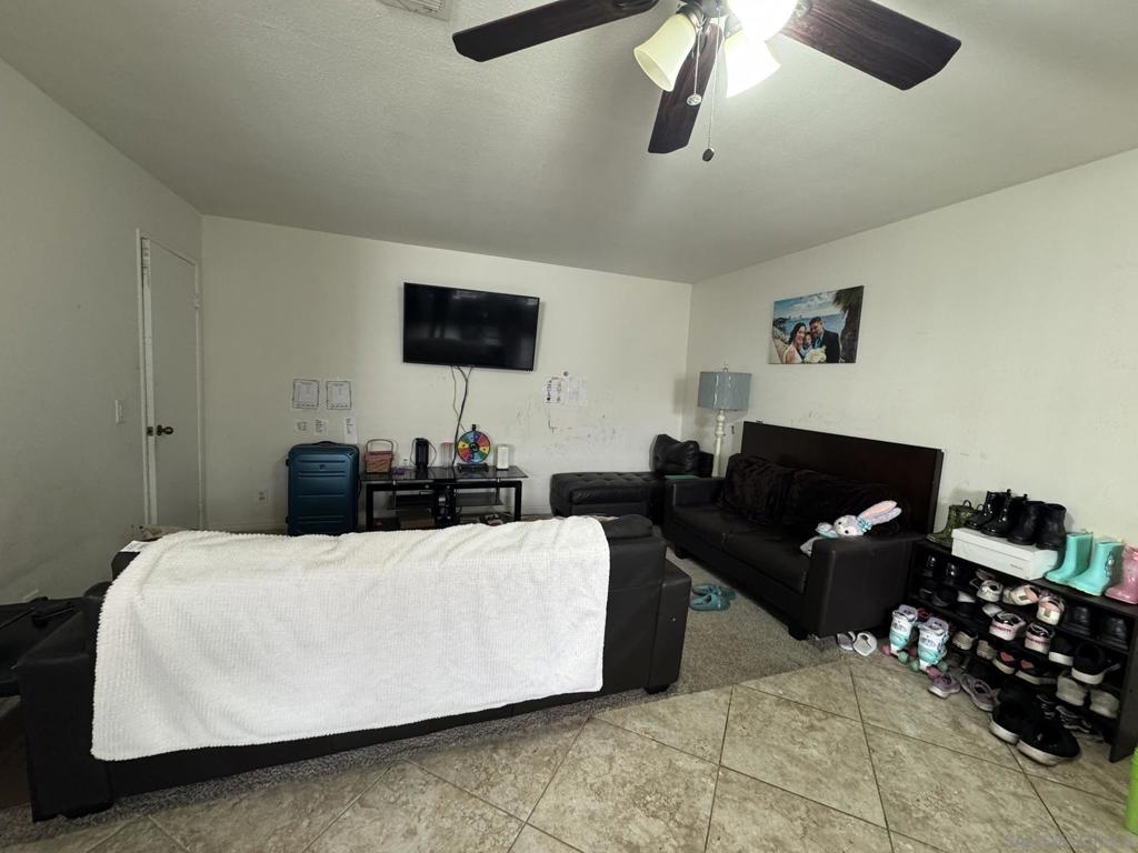 2107 Manzana Way