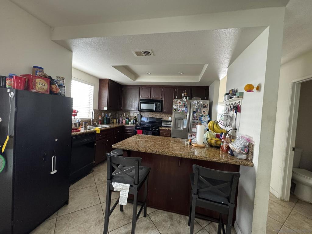 2107 Manzana Way