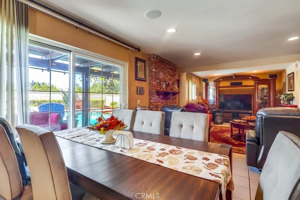 Saugus, California 91350, United States, 4 Bedrooms Bedrooms, ,3 BathroomsBathrooms,Residential,Active,244805