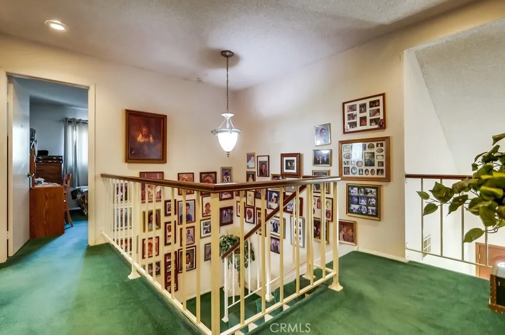 Saugus, California 91350, United States, 4 Bedrooms Bedrooms, ,3 BathroomsBathrooms,Residential,Active,244805