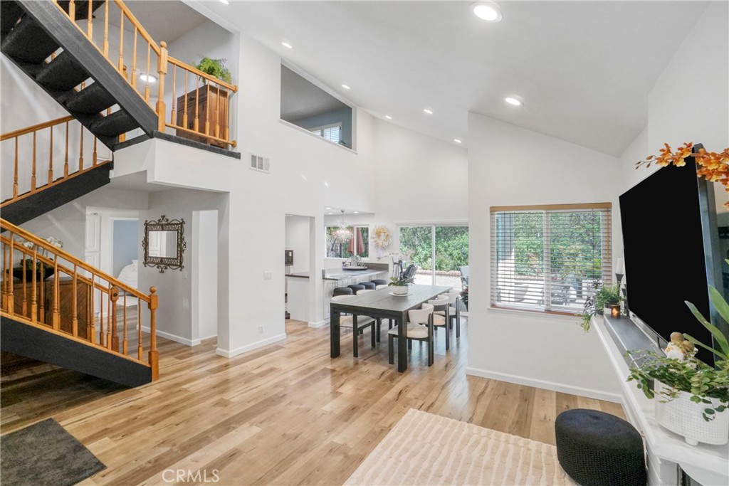 6825 Eaglehaven Lane