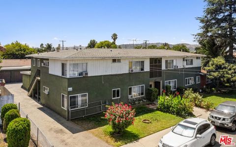 1072 W Wilson Street Pomona CA 91768