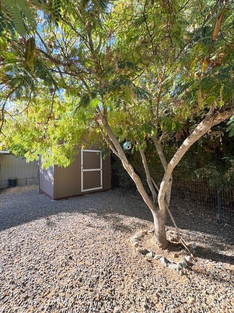 5935 Live Oak