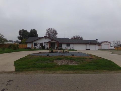 Photo of 19650 Road 31, Madera, CA 93638 (MLS # ML82029743)
