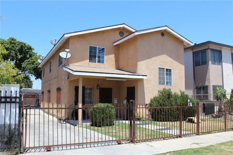 Photo of 127 E 95th Street, Los Angeles, CA 90003 (MLS # RS25122932)