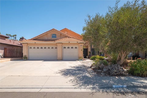 Photo of 22759 Valley Vista CIR, Wildomar, CA 92595 (MLS # SW26194059)