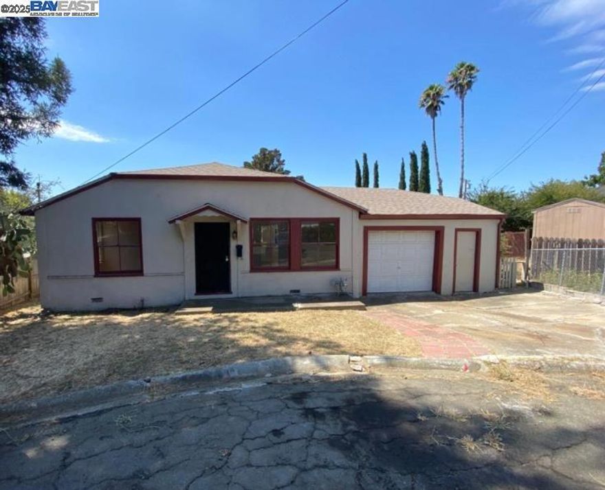 Welcome to this charming West Manor bungalow — a cozy gem with lots of character and potential. Nestled on a quiet street, this single-story home blends vintage appeal and everyday livability in one. Step inside and you’ll feel the warmth of a classic bungalow, laid out for ease and comfort. With its hardwood floors and straightforward floor plan, this home is ideal for first-time buyers, downsizers, or anyone looking for a cozy, manageable property to make their own.