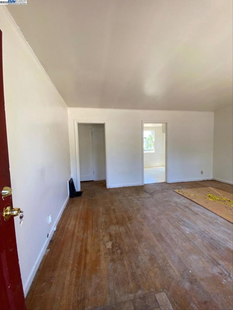 WEST MANOR - Residential