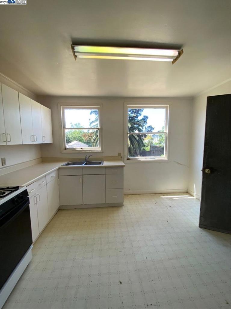 WEST MANOR - Residential