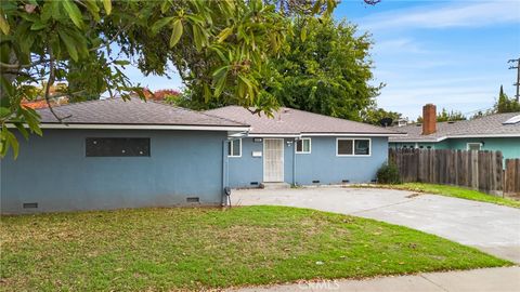 Photo of 2618 Hoover Court, Merced, CA 95340 (MLS # MC25249121) Photo of 2618 Hoover Court, Merced, CA 95340 (MLS # MC25249121)