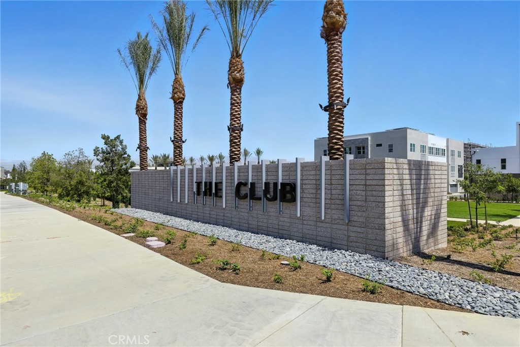 545 Canterbury Way