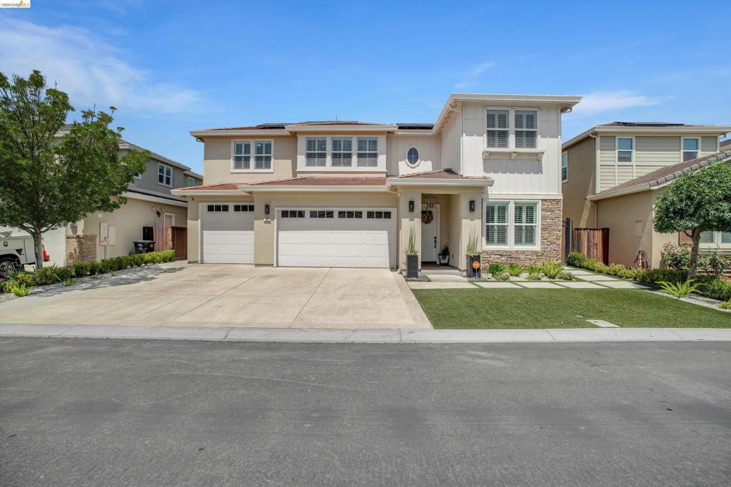 412 Lakehead Ct