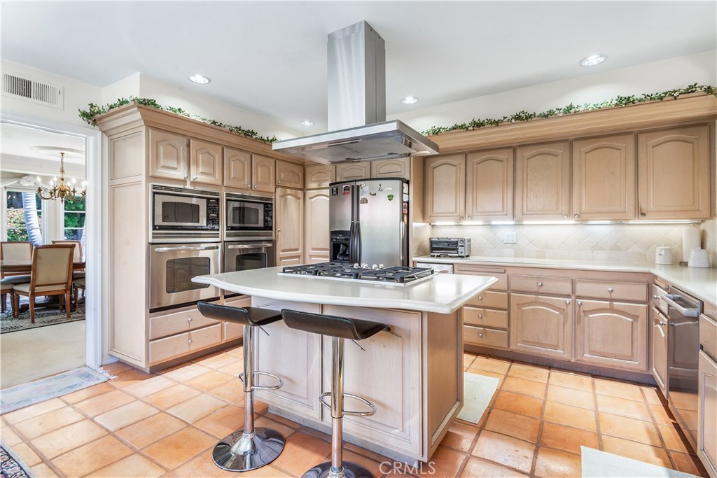 29 Santa Barbara Drive