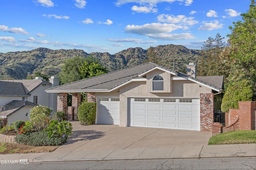 Photo of 4953 Kilburn Court, Oak Park, CA 91377 (MLS # 226001232)