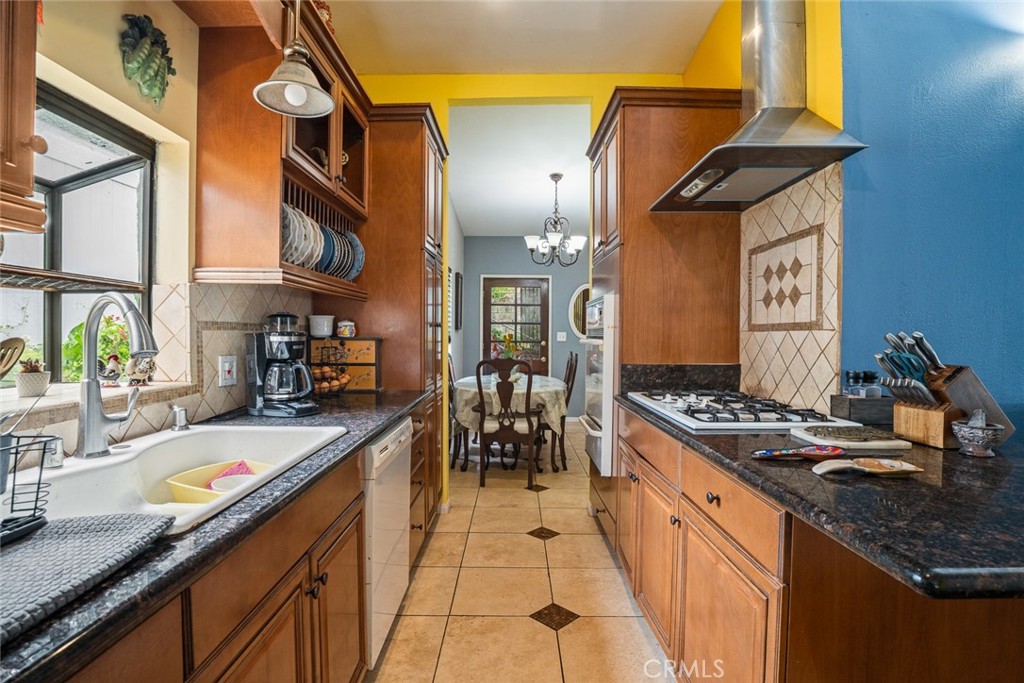 5234 Newtonia