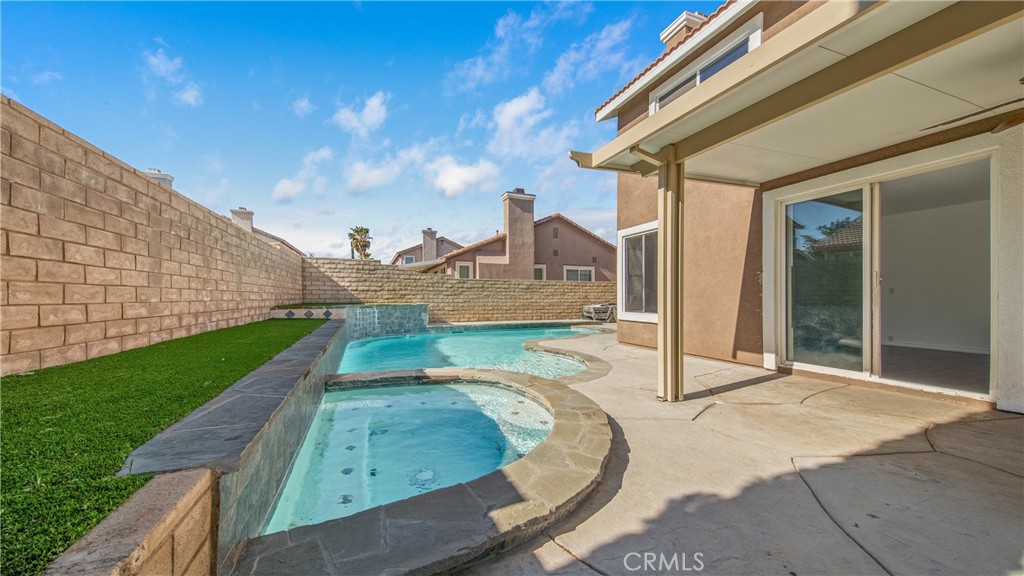 39405 Colchester Court