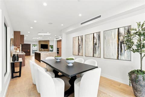 Tiny photo for 14627 Huston ST, Sherman Oaks, CA 91403 (MLS # SR26158016)