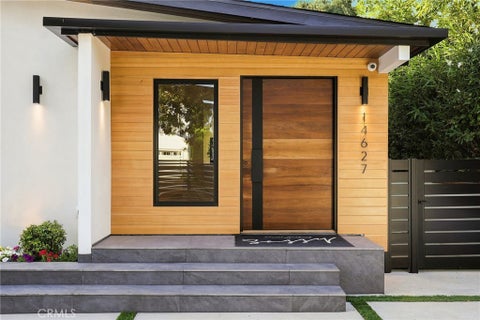 Tiny photo for 14627 Huston ST, Sherman Oaks, CA 91403 (MLS # SR26158016)