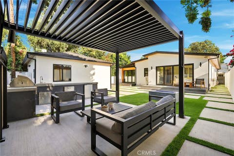 Tiny photo for 14627 Huston ST, Sherman Oaks, CA 91403 (MLS # SR26158016)