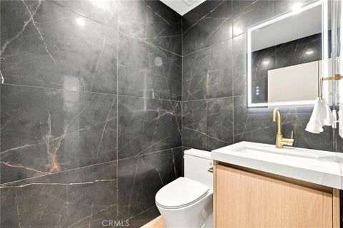 Tiny photo for 14627 Huston ST, Sherman Oaks, CA 91403 (MLS # SR26158016)