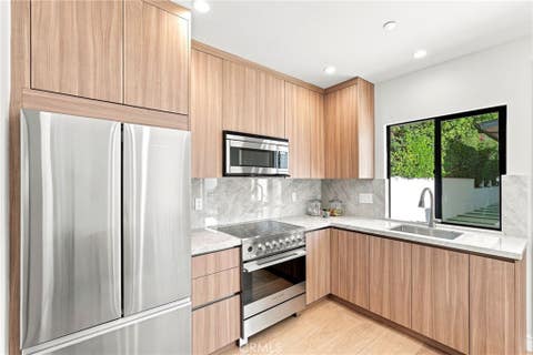 Tiny photo for 14627 Huston ST, Sherman Oaks, CA 91403 (MLS # SR26158016)