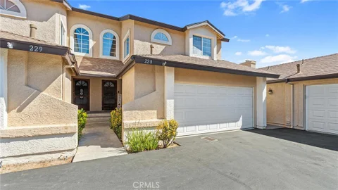 22905 Banyan Pl Unit 228, Saugus, CA 91390 - MLS#: SR26203263