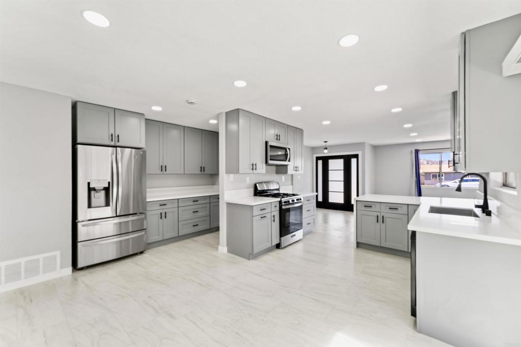 13132 Pam Lane