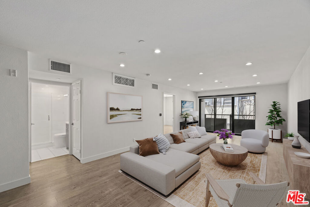 Radiant and expansive apartment residences that have recently undergone a stunning remodel, situated just moments away from trendy Melrose Place in the vibrant heart of West Hollywood. Inside you are greeted by a light-filled open floor plan creating an inviting and spacious atmosphere. The 2-bedroom, 2-bathroom residence has been thoughtfully upgraded with modern features, including stainless steel appliances and flooring, and beautifully renovated bathrooms. Each residence boasts high ceilings, in-unit washer/dryers, and central a/c and heating for ultimate comfort and convenience. The Tala Residences @ Alfred building offers a luxurious living experience with an attentive on-site concierge available every day 10AM-4PM to cater to your needs. Additionally, residents can enjoy access to a fully equipped fitness room, an indoor/outdoor lounge for relaxation and socializing, as well as a conference room for meetings and gatherings. With two parking spaces allocated to each residence, convenience is guaranteed. The combination of high-rise level amenities and the unbeatable location makes living in this property a true gem, offering the best of modern living in the heart of West Hollywood.