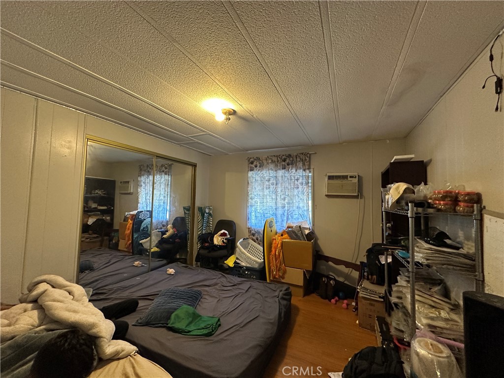 14300 Clinton Street 61