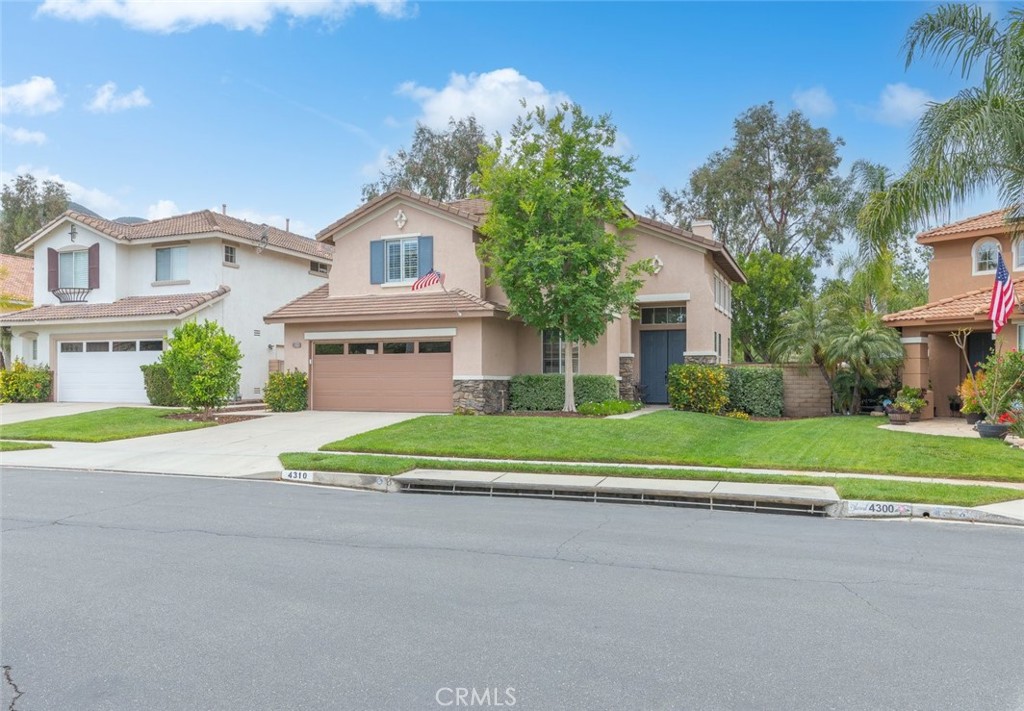 4310 Leonard Way