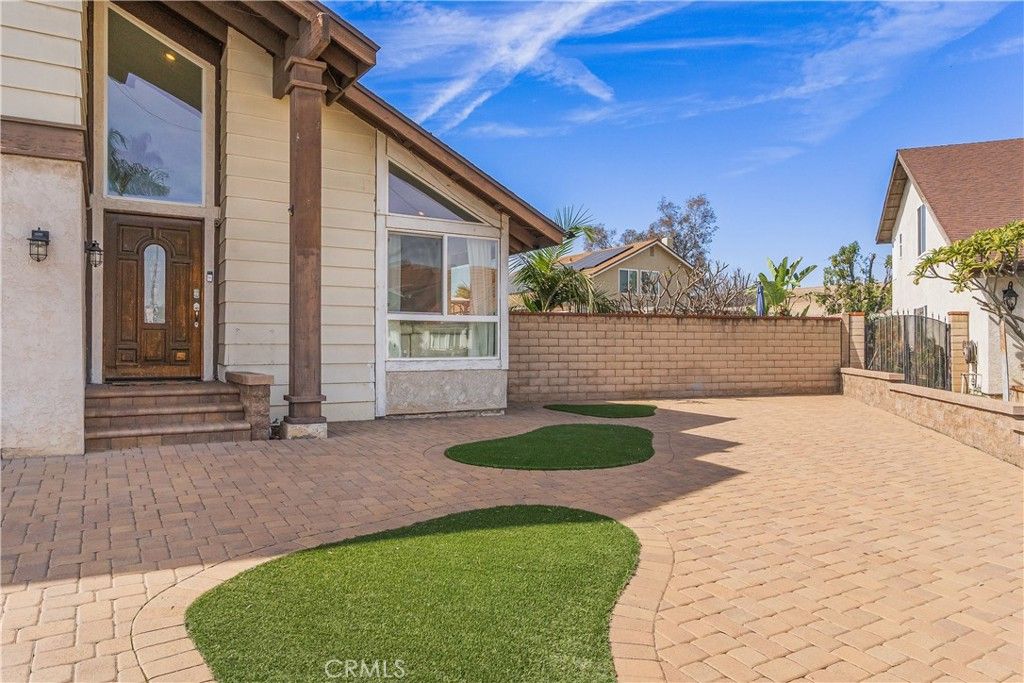 Photo of 2410 S Sandpiper, Ontario, CA 91761 (MLS # CV26041248)