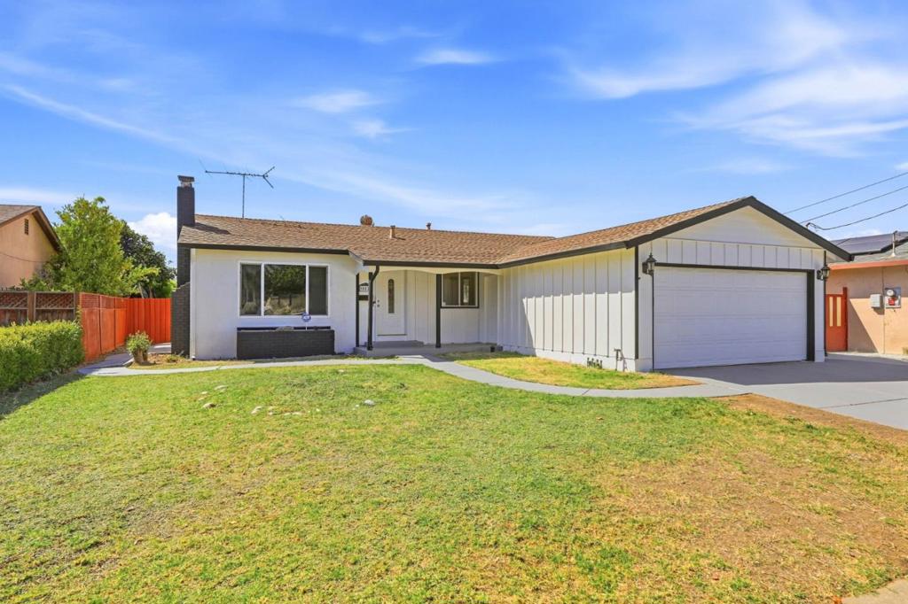 36173 Cedar Boulevard